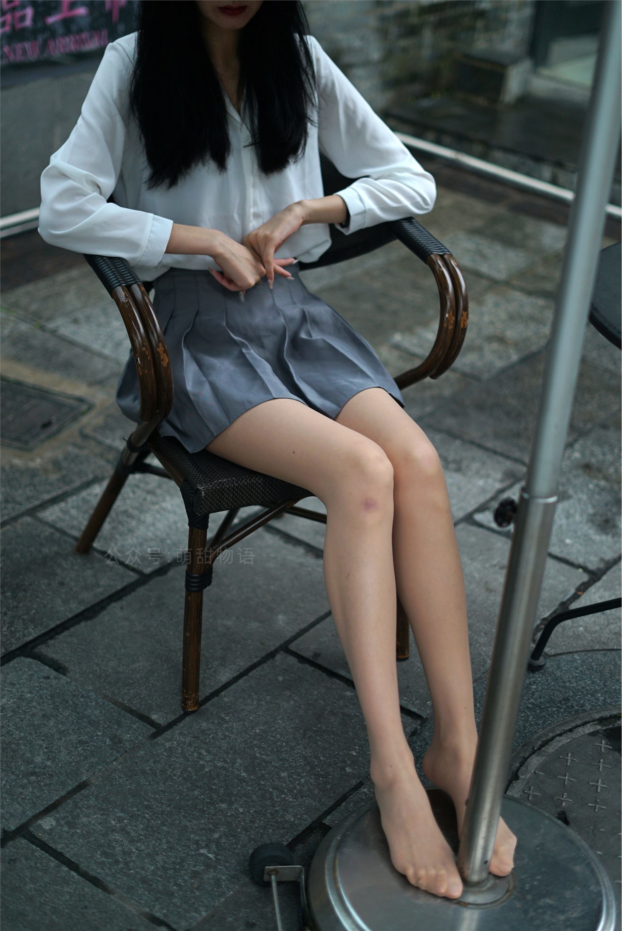 萌甜物语 XM154《百褶裙下的美-腿腿》